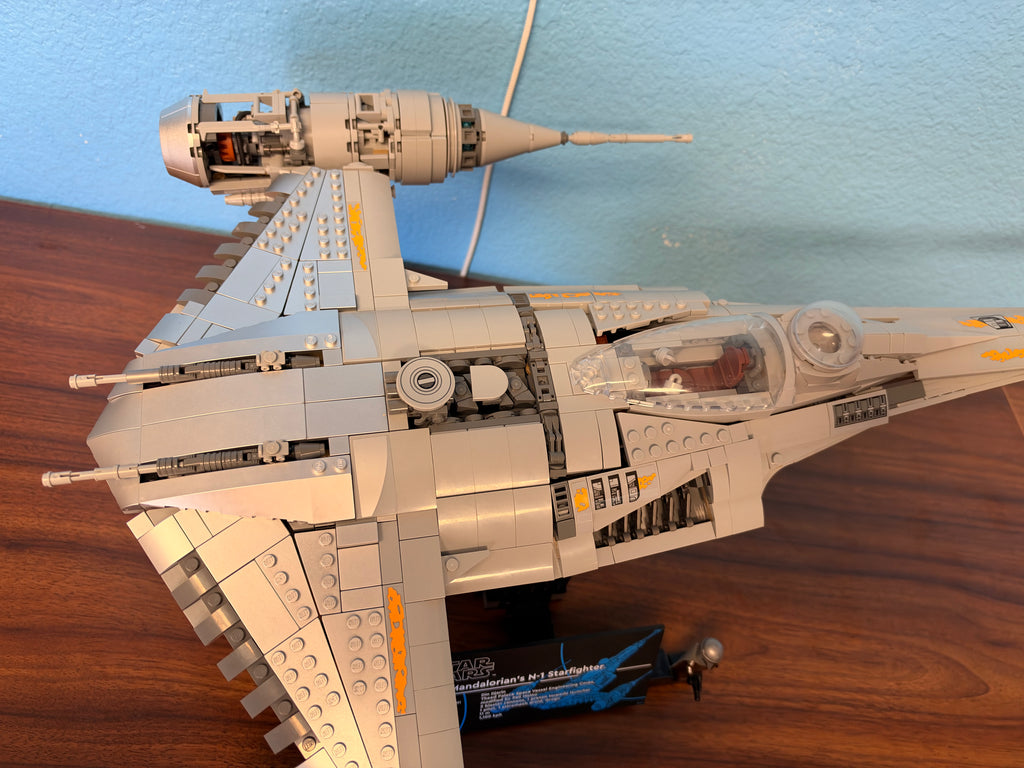 75442 UCS Mandalorian’s N-1 Starfighter 99% complete - Used