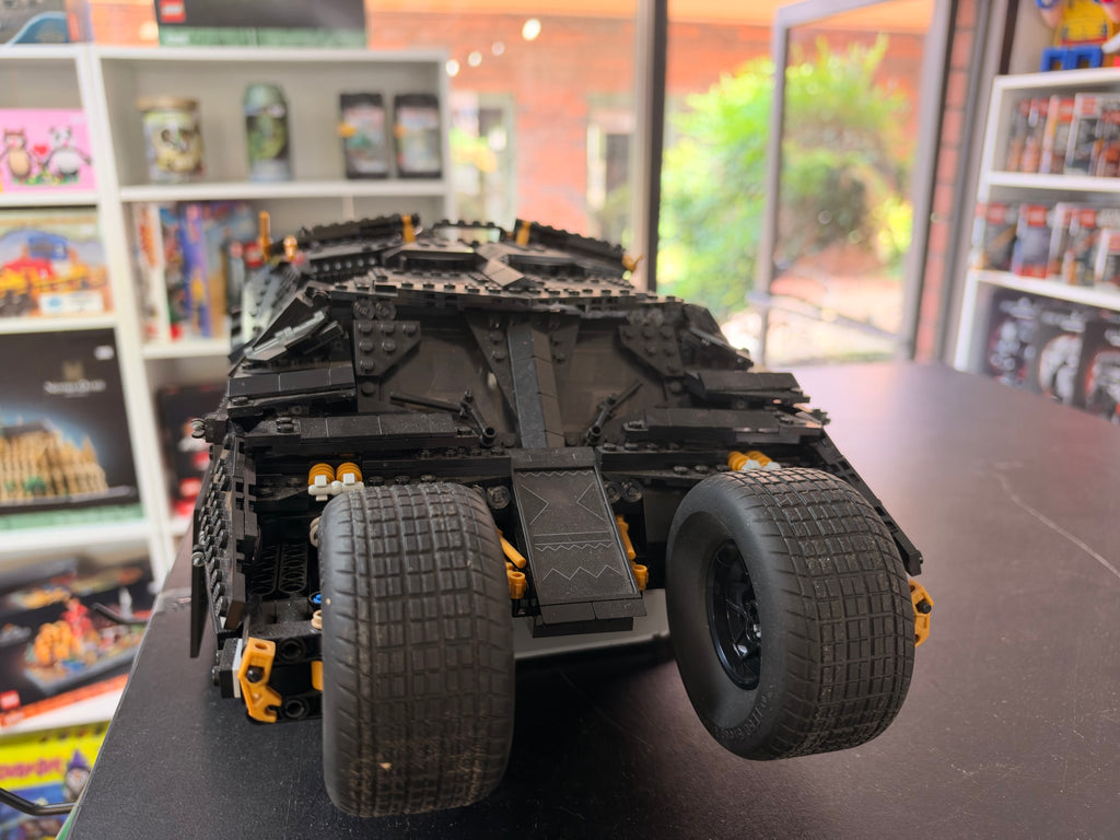 76240 The Dark Knight Trilogy Batmobile Tumbler *NO FIGS* - Used