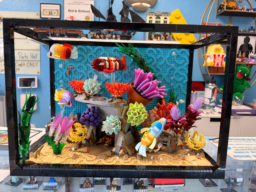 10366 Icons Tropical Aquarium - Used