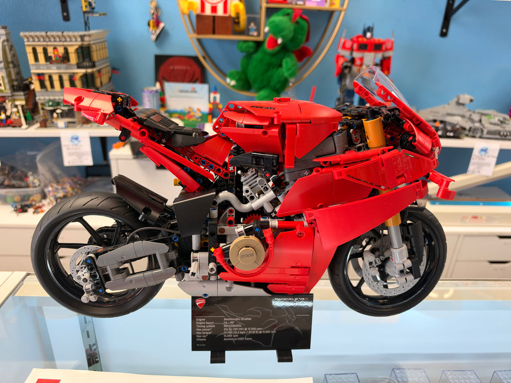 42202 Technic Ducati Panigale V4 S Motorcycle - Used