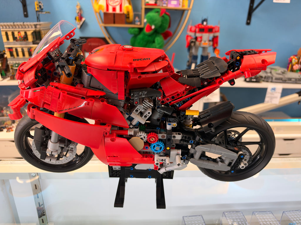 42202 Technic Ducati Panigale V4 S Motorcycle - Used