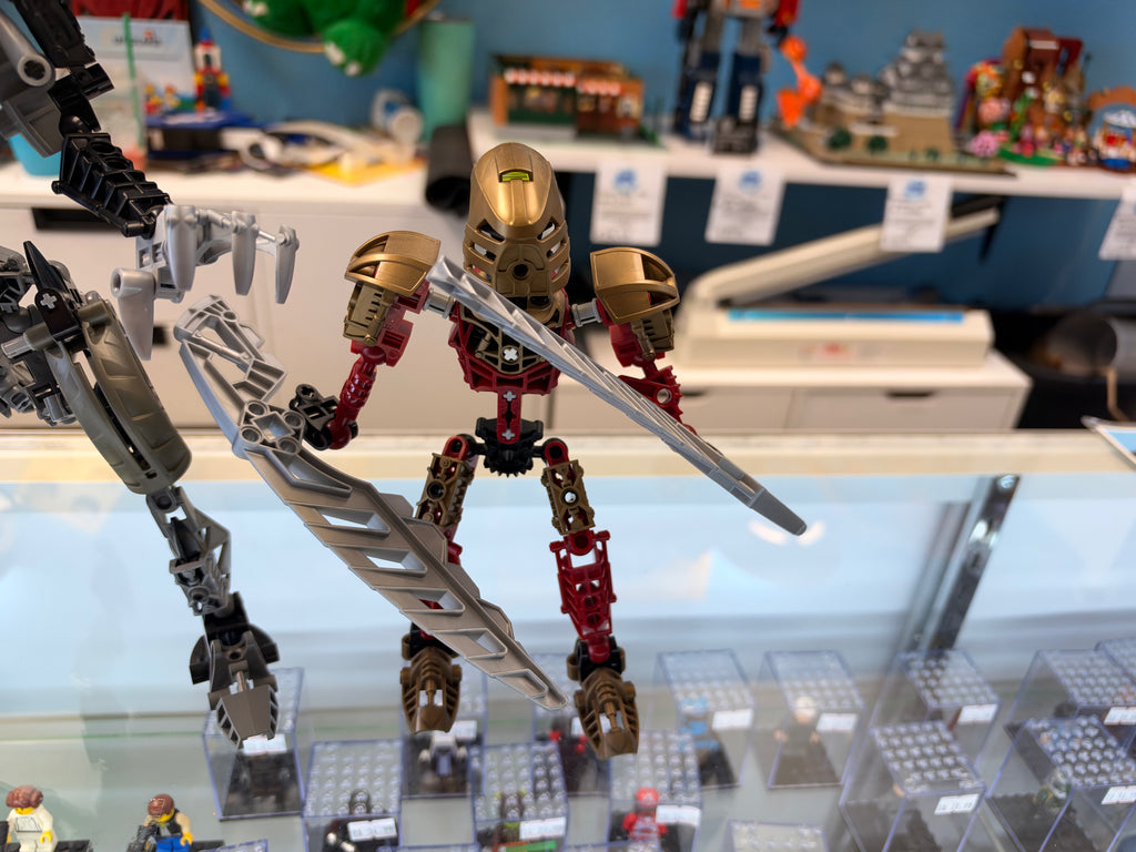 8811 Bionicle Titans Toa Lhikan & Kikanalo - Used