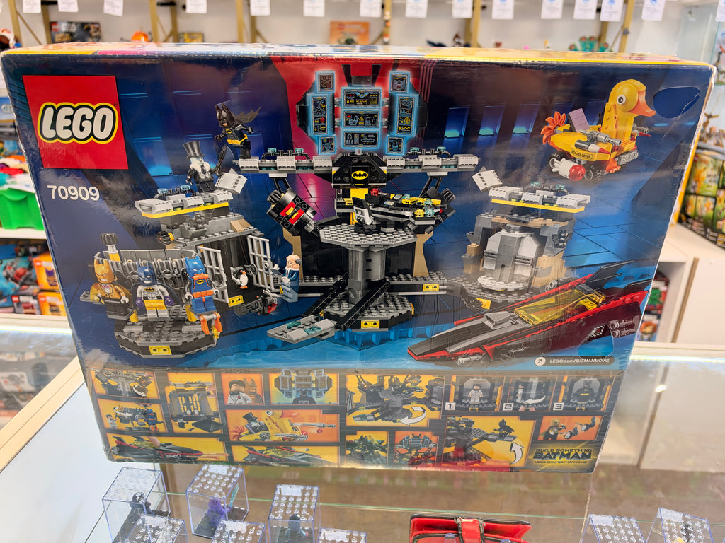 70909 The Batman Movie Batcave Break-In - Certified