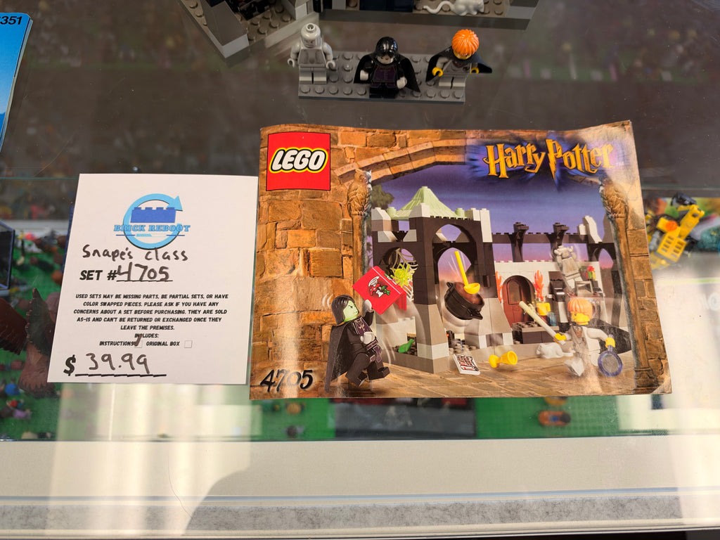 4705 Harry Potter Snape’s Class - Used