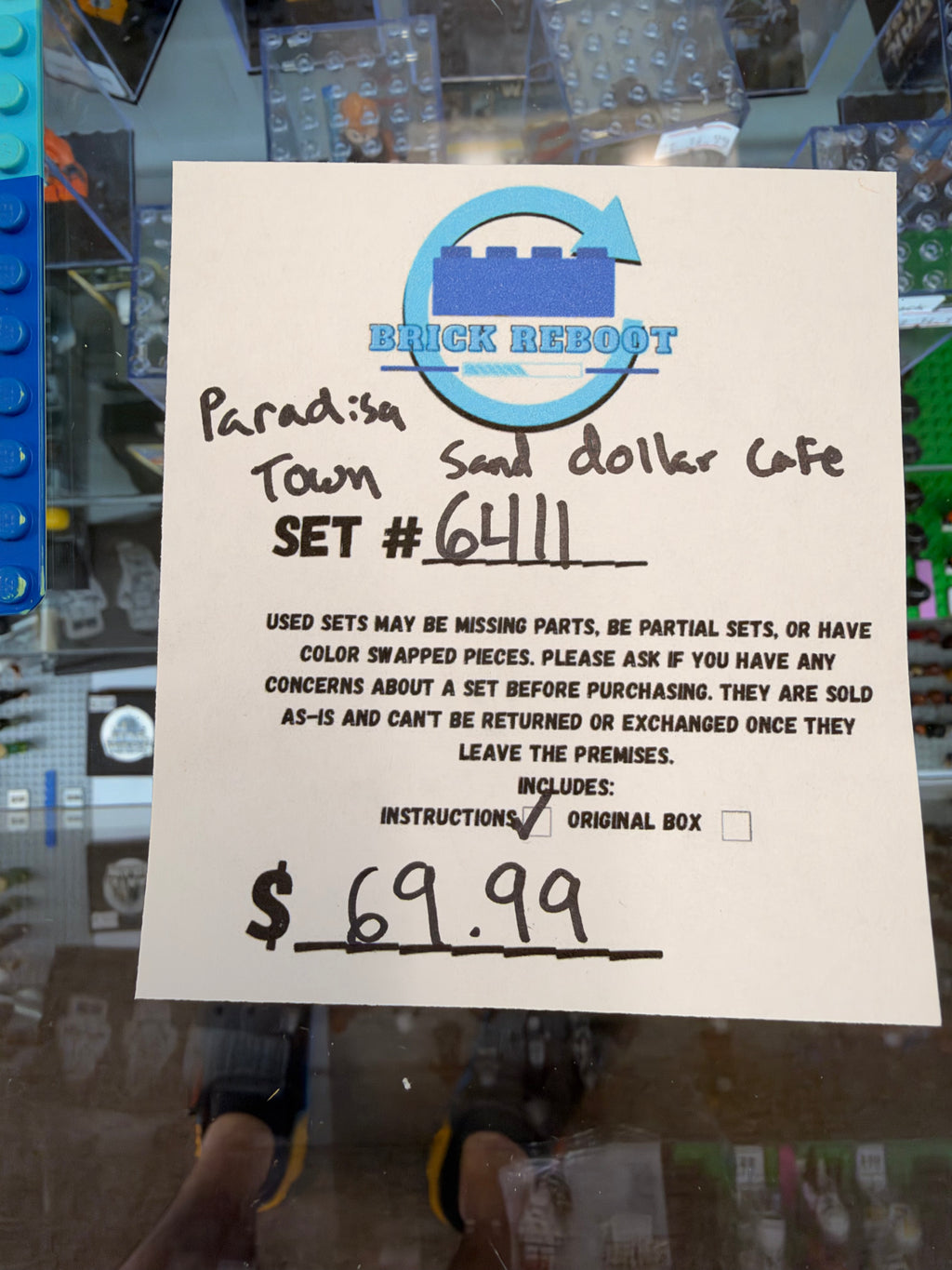 6411 Paradisa Town Sand Dollar Cafe - Used