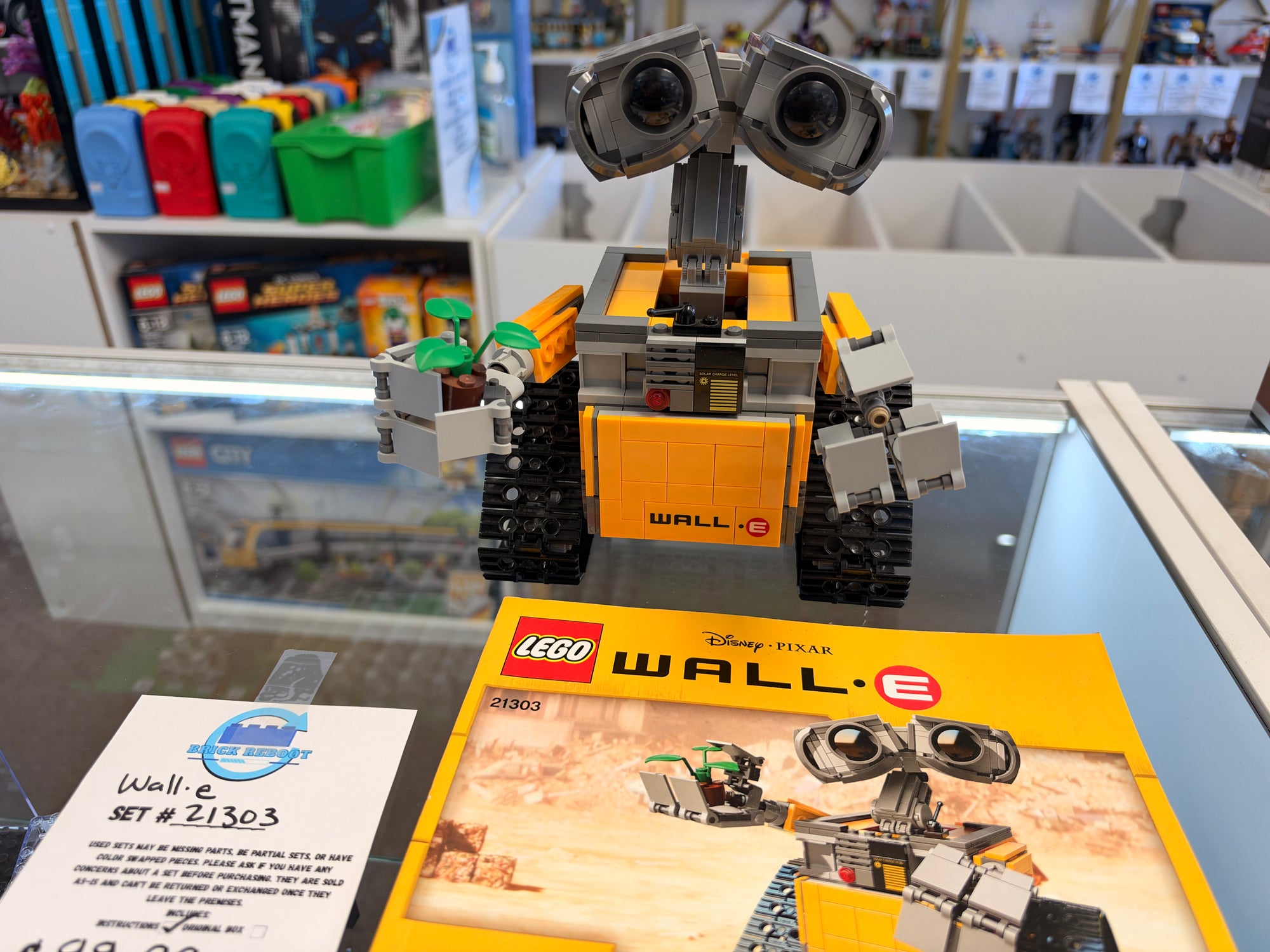 21303 Disney Pixar Wall-E - Used