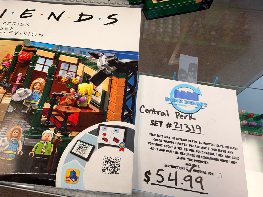 21319 Friends Central Perk - Used