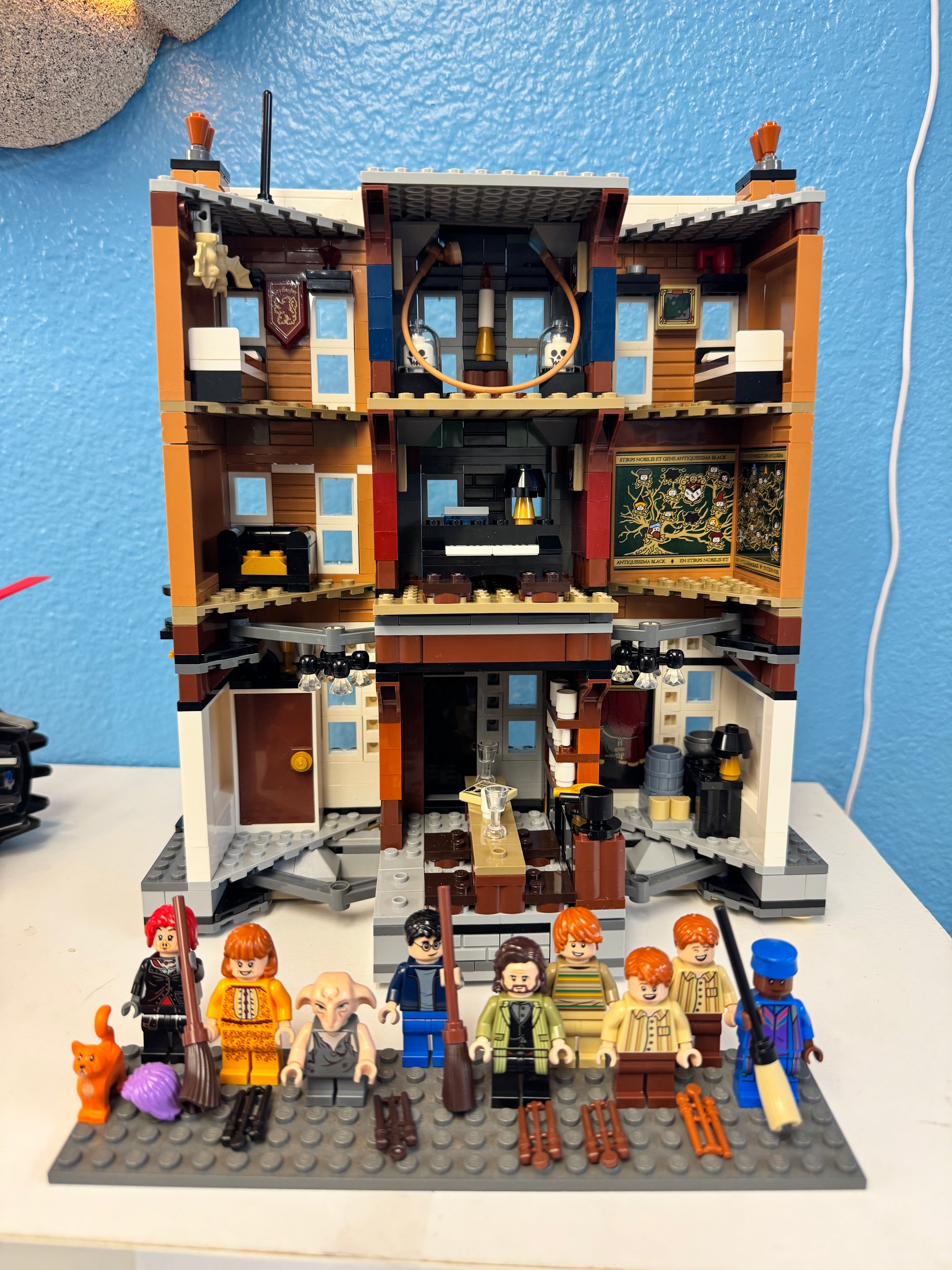 76408 12 Grimmauld Place