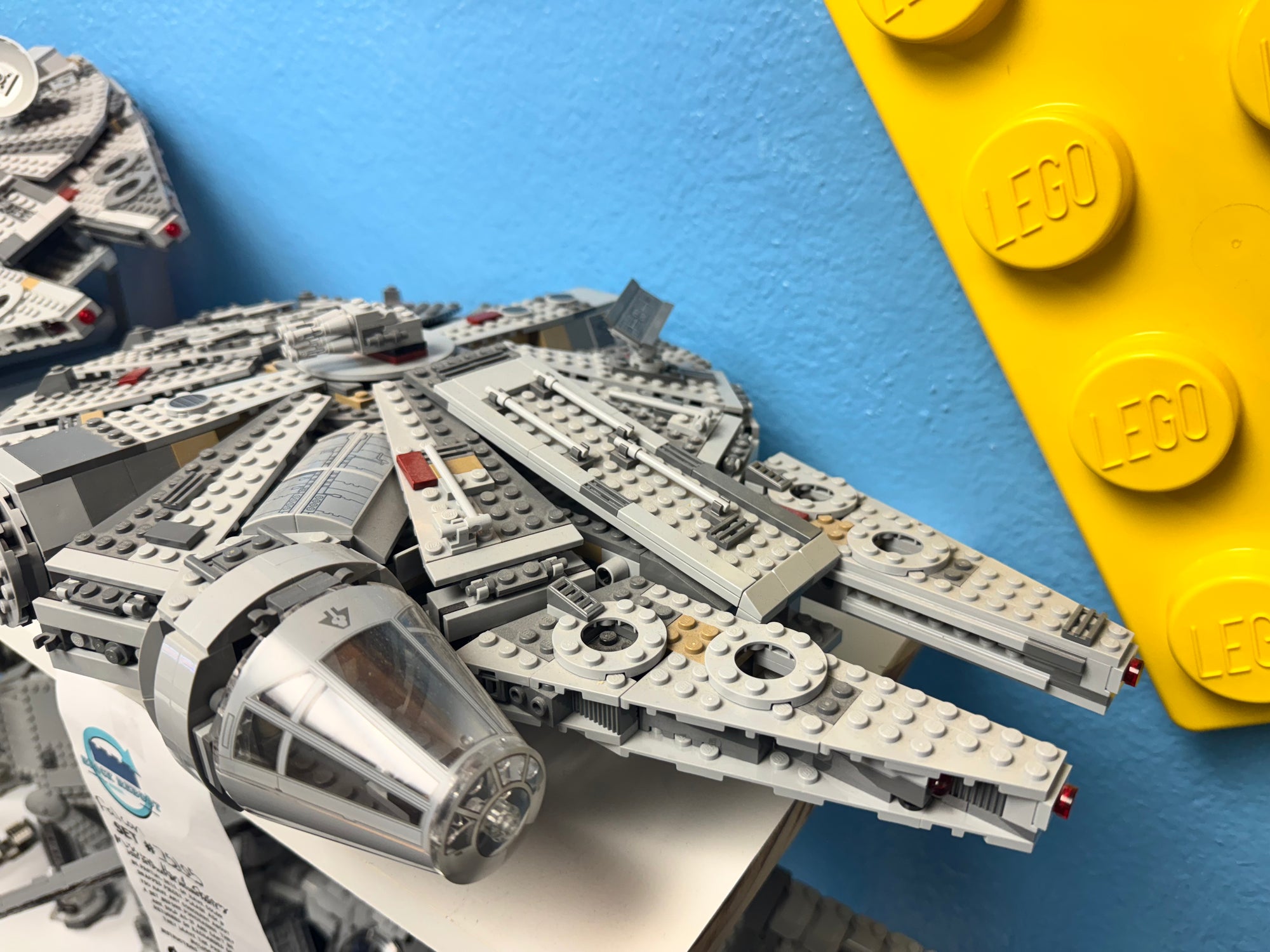 75105 Millennium Falcon (Missing Han & Chewy)