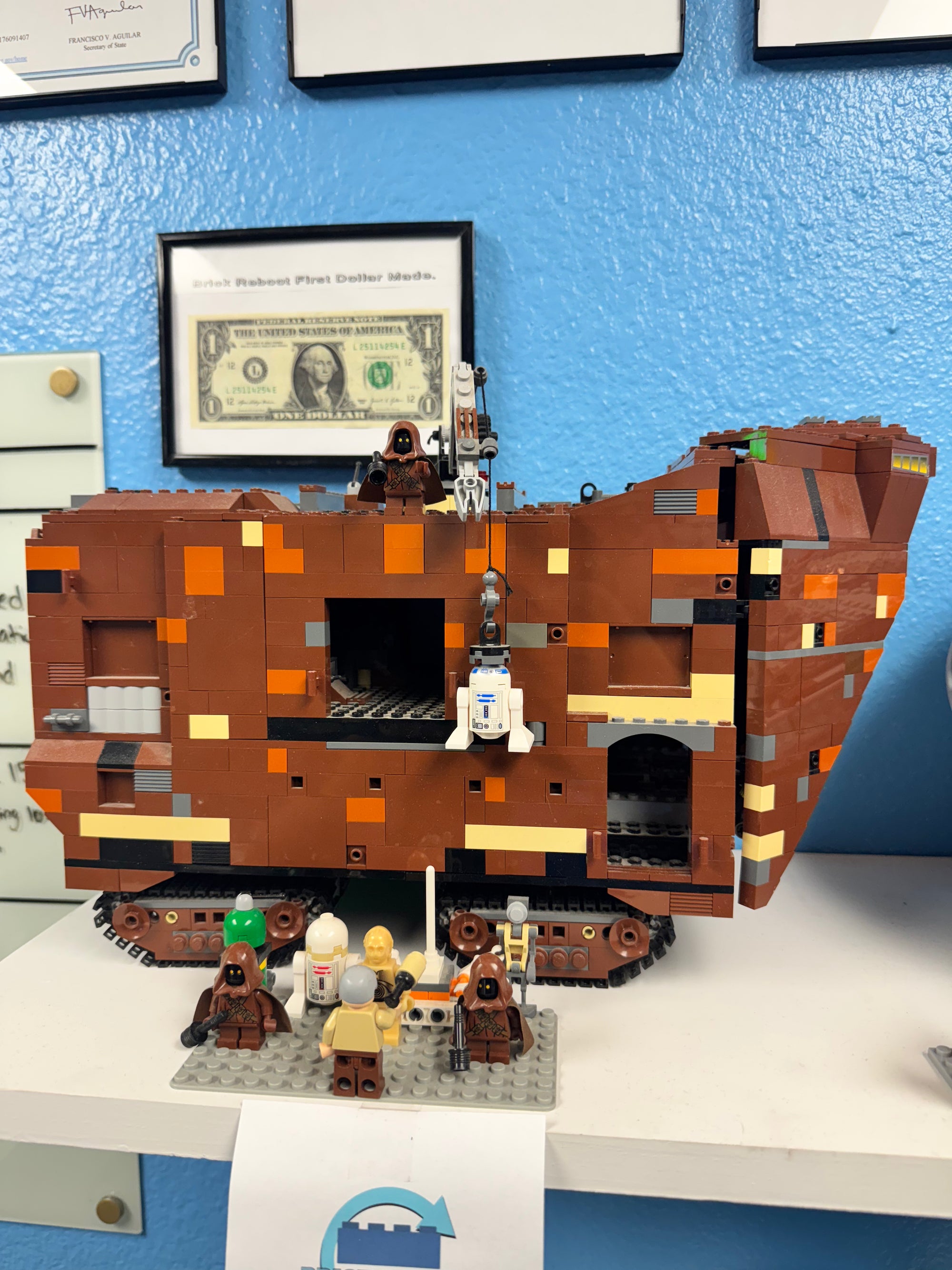 10144 Sand-crawler (Missing Gonk Droid)