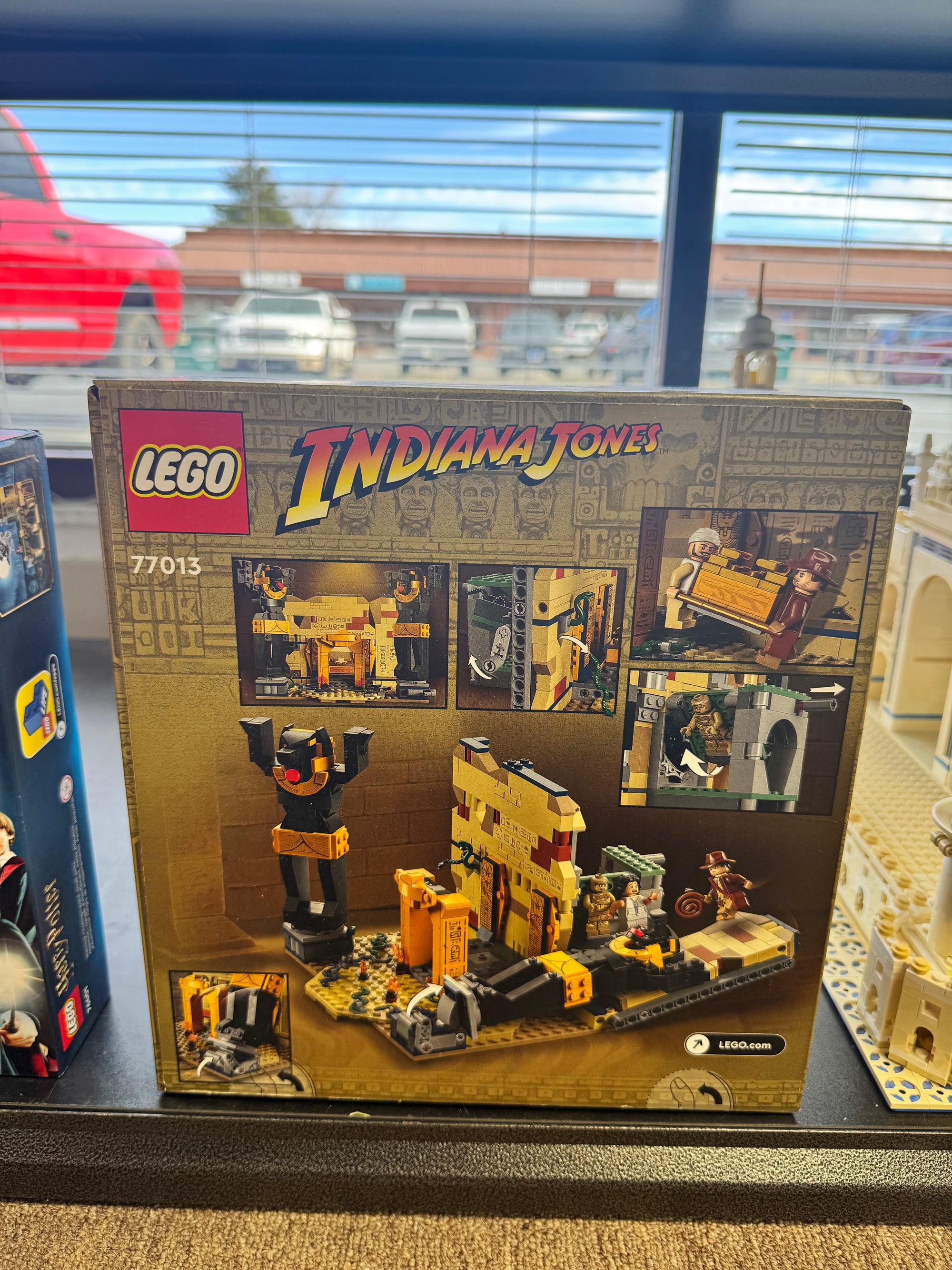 77013 Escape From The Lost Tomb