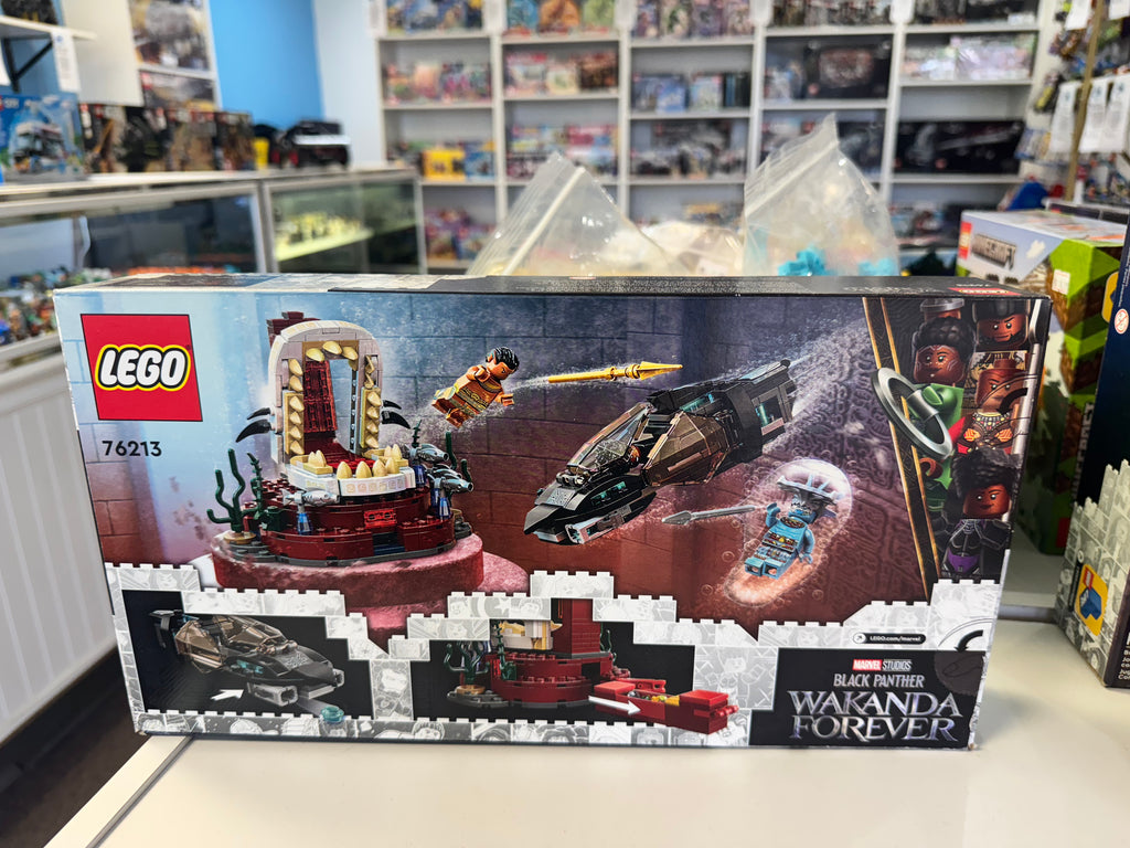 76213 King Namors Throne Room