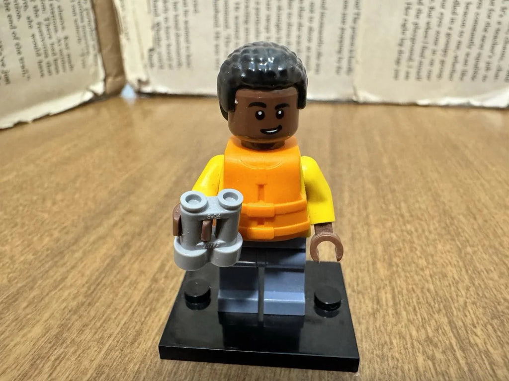 Darius LEGO Minifigure 76942 Orange Life Jacket Jurassic World Figure