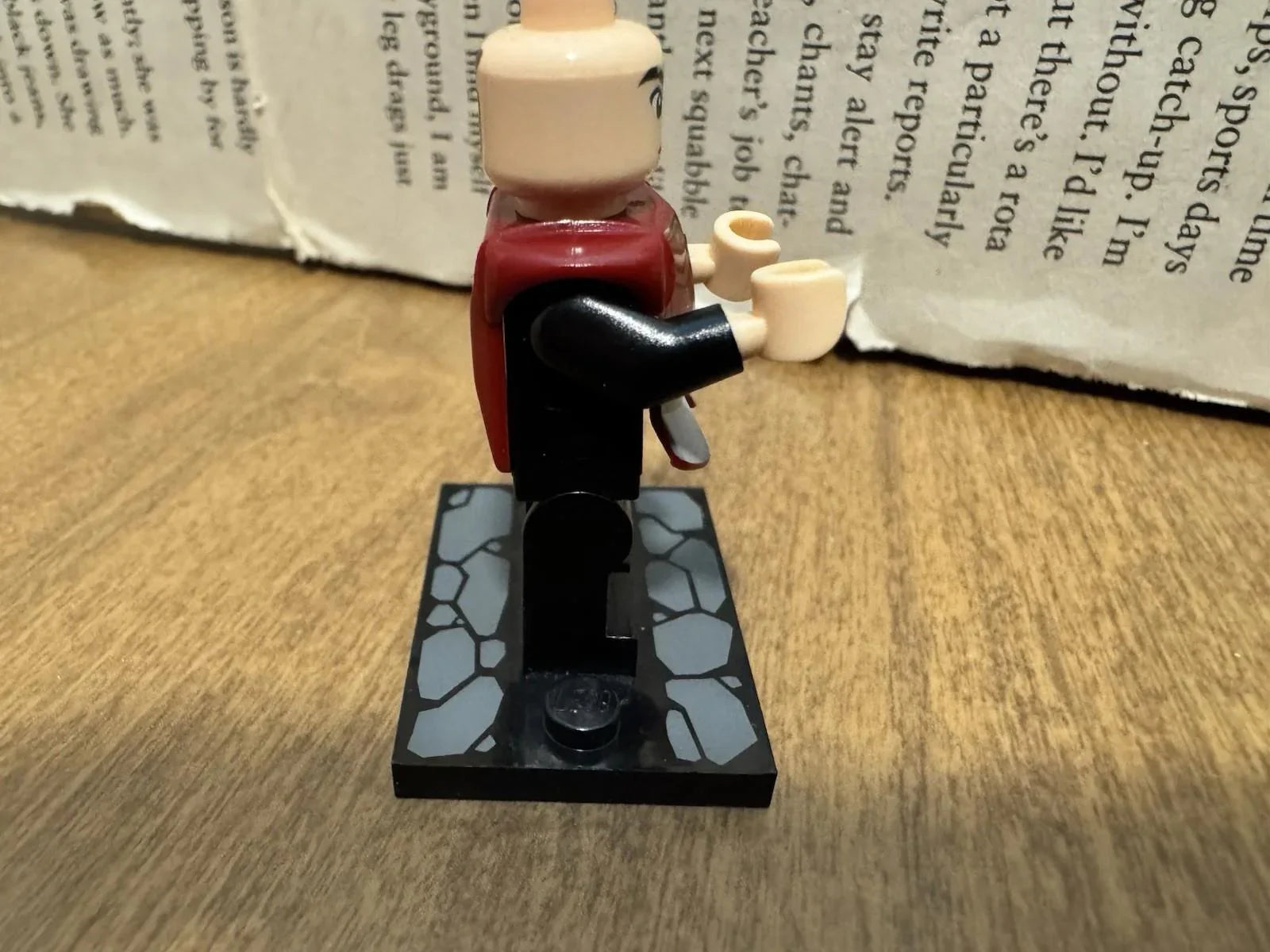 LEGO Avatar: The Last Airbender Prince Zuko minifigure Nickelodeon